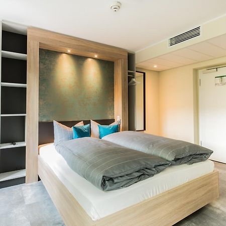 Hotel Dh -Deutsches Haus- Emden Kültér fotó