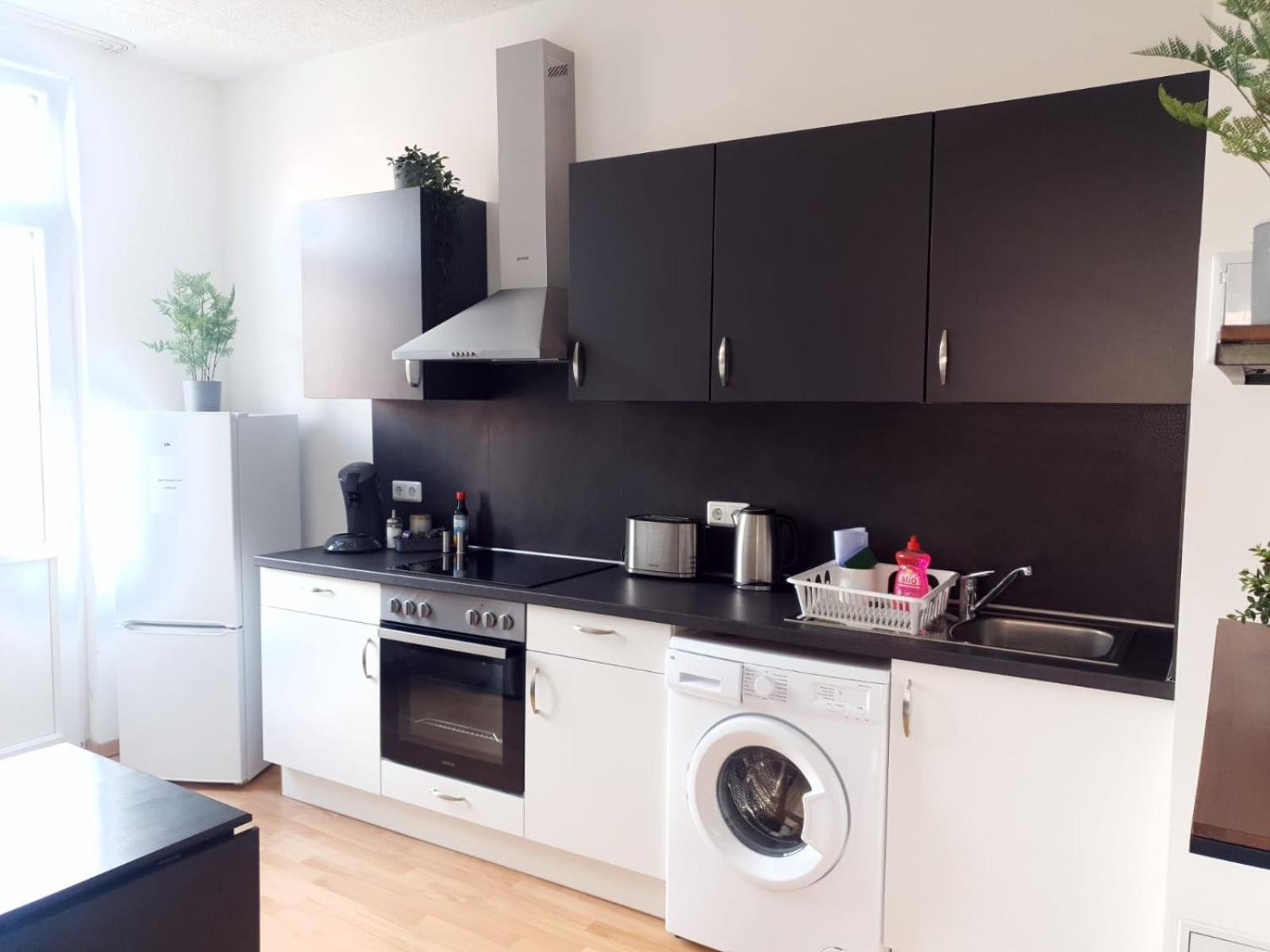 Hotel Dh -Deutsches Haus- Emden Kültér fotó